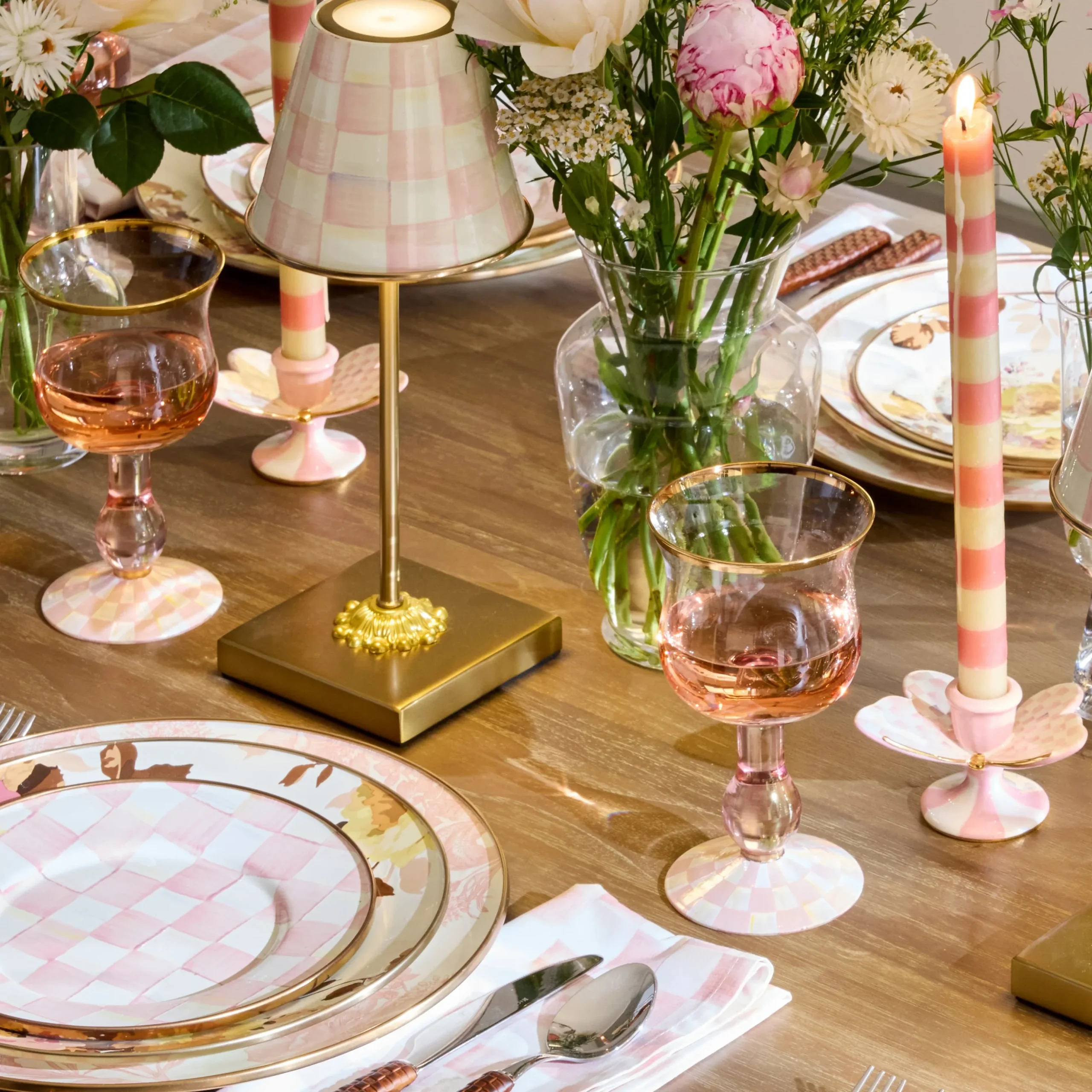 Rosy Check Wine Glass