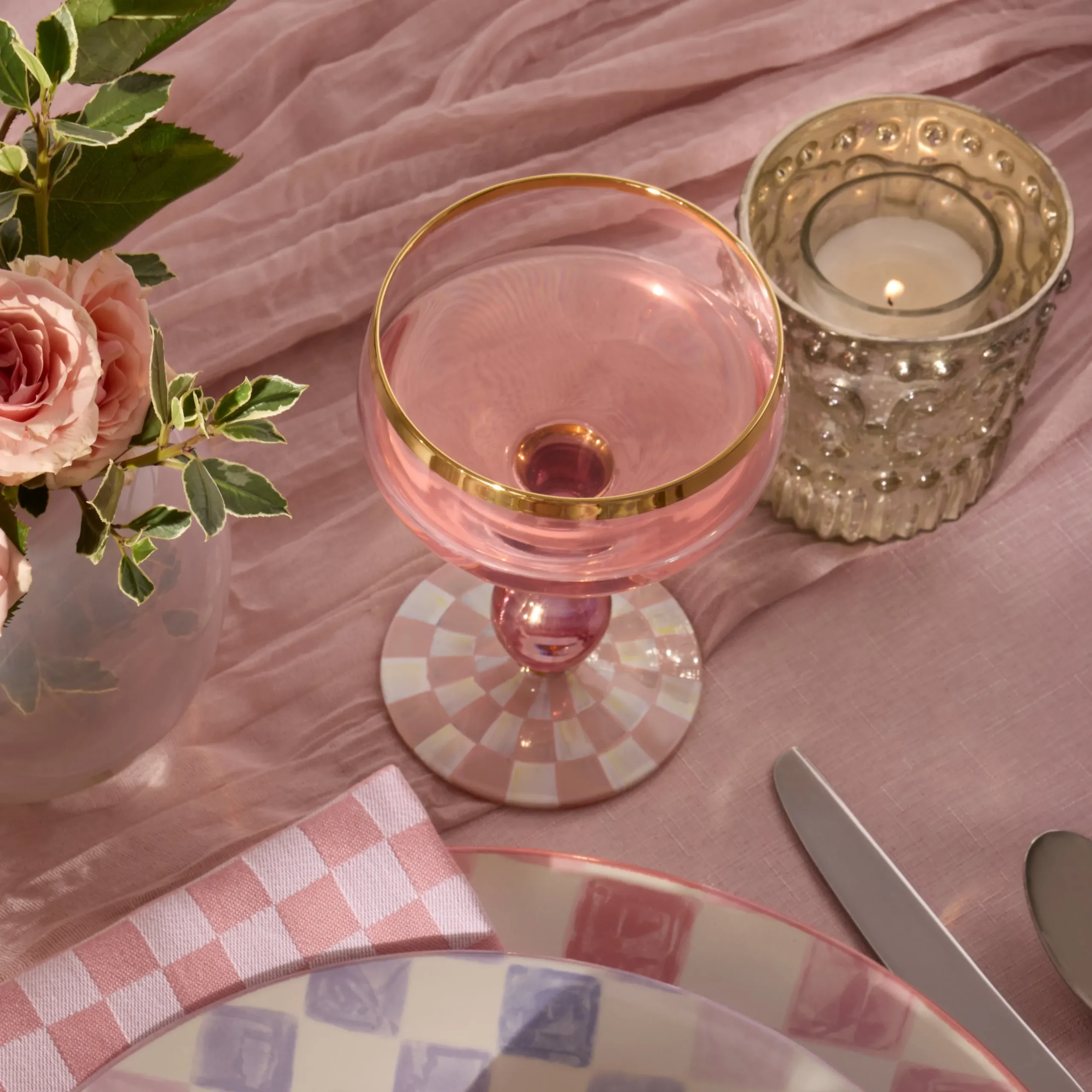Rosy Check Wine Glass