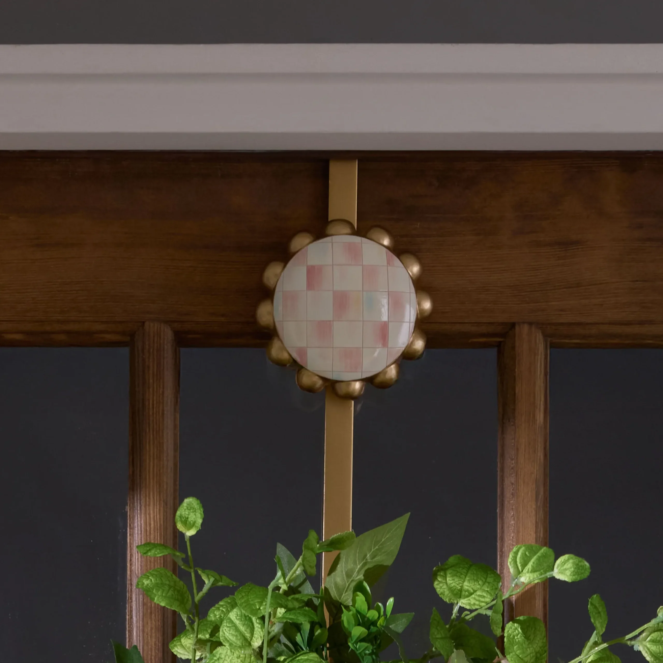 Rosy Check Wreath Hanger