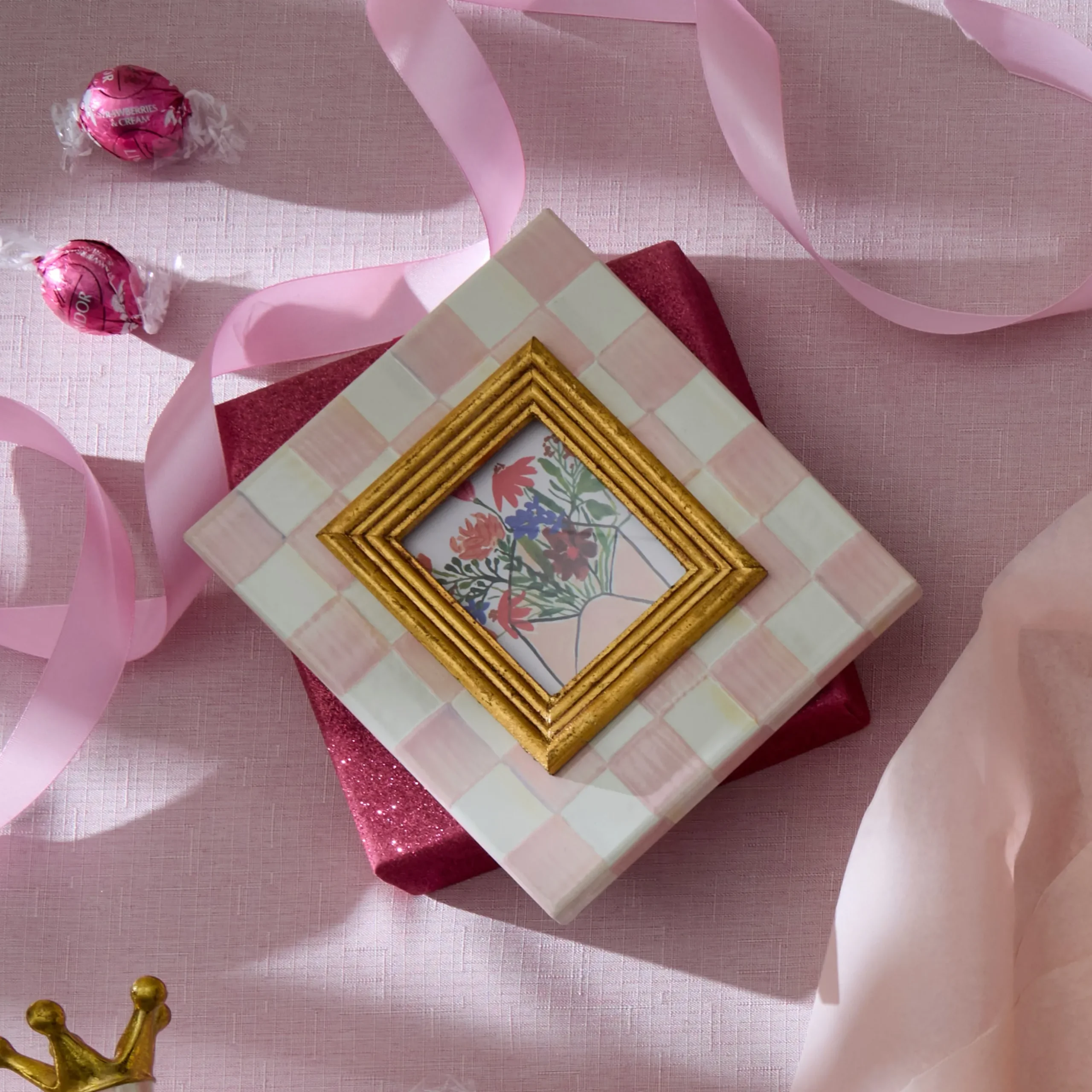 Rosy Check 2.5" x 3" Frame