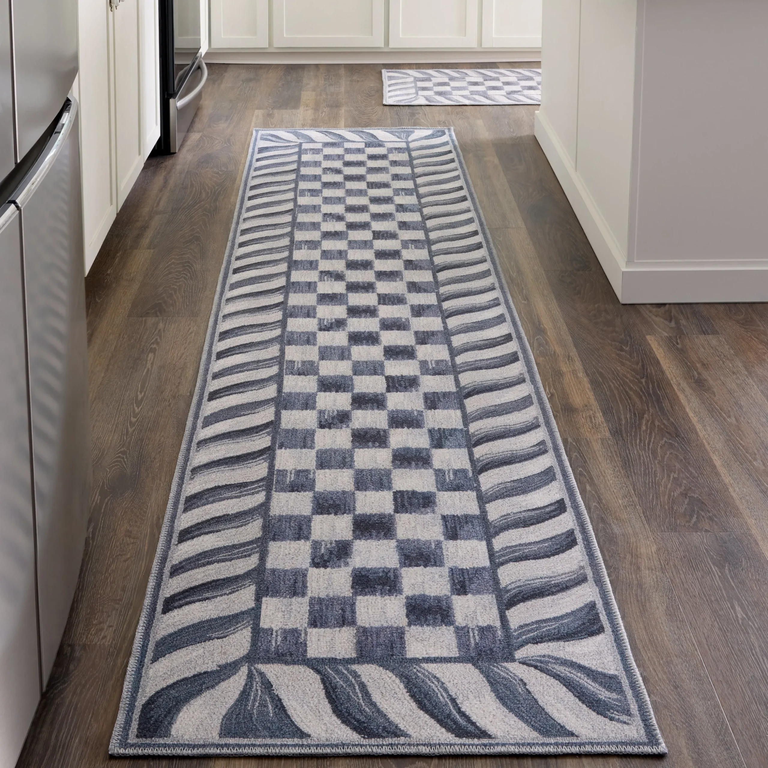 Sterling Check 2'6" x 8' Washable Runner