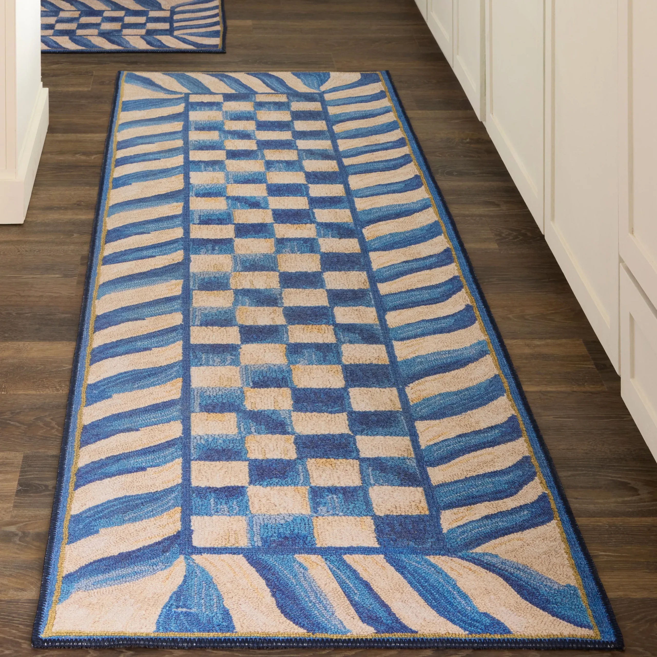 Truly Royal Check 2'6" x 8' Washable Runner