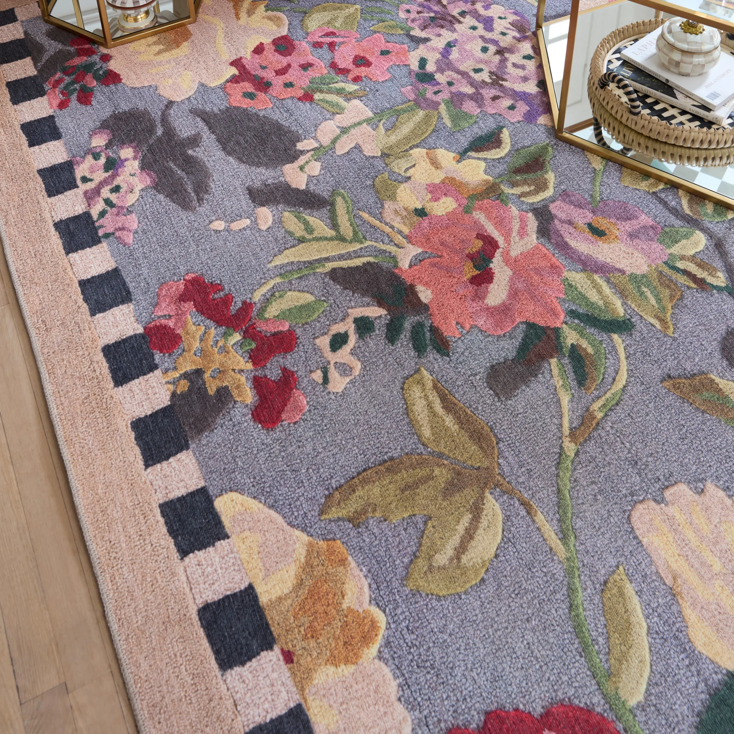 Tudor Rose 8' x 10' Washable Rug