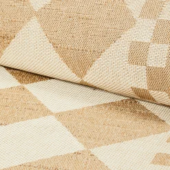 White Diamond 2' x 3' Indoor/Outdoor Rug