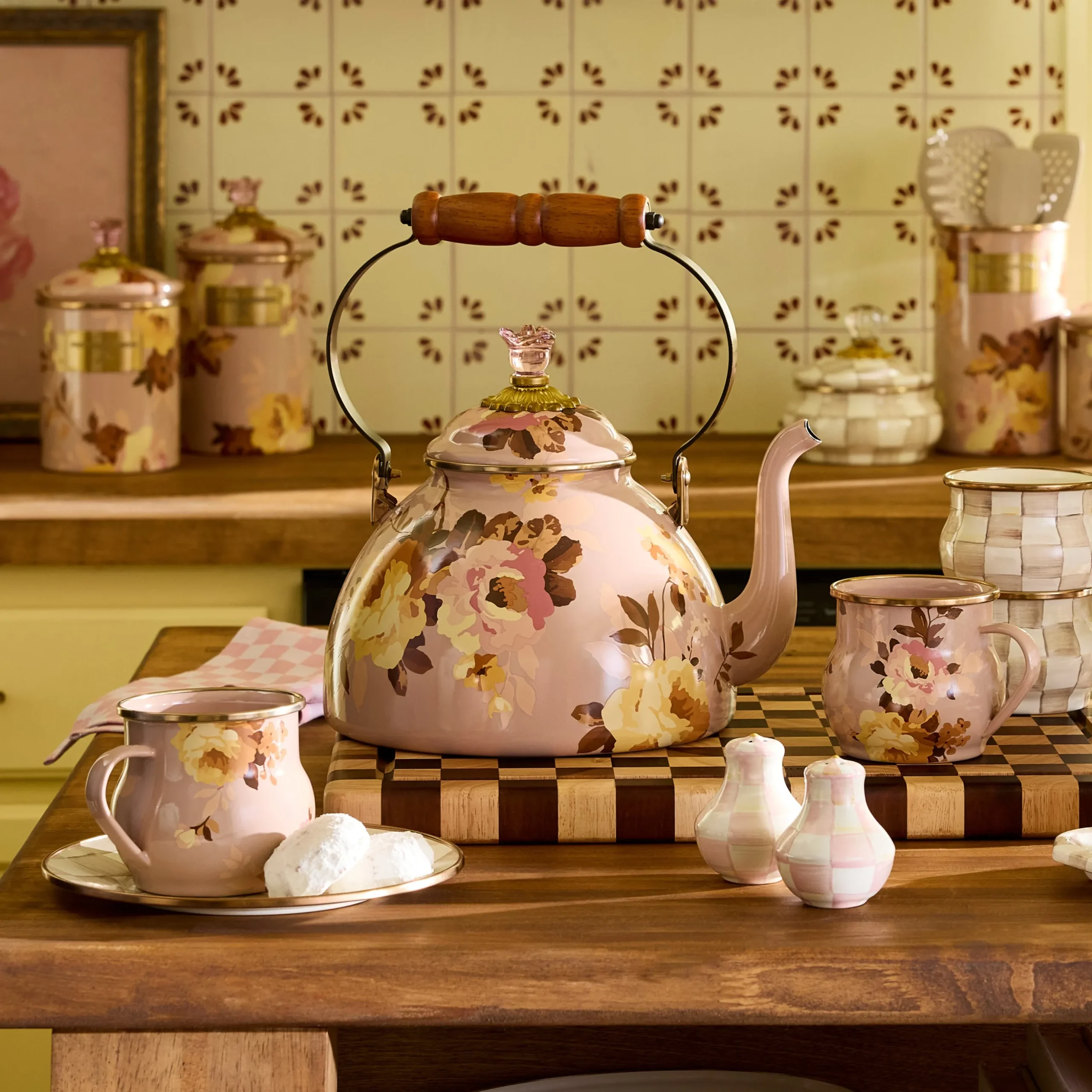 Wild Rose Mauve 3 Quart Tea Kettle