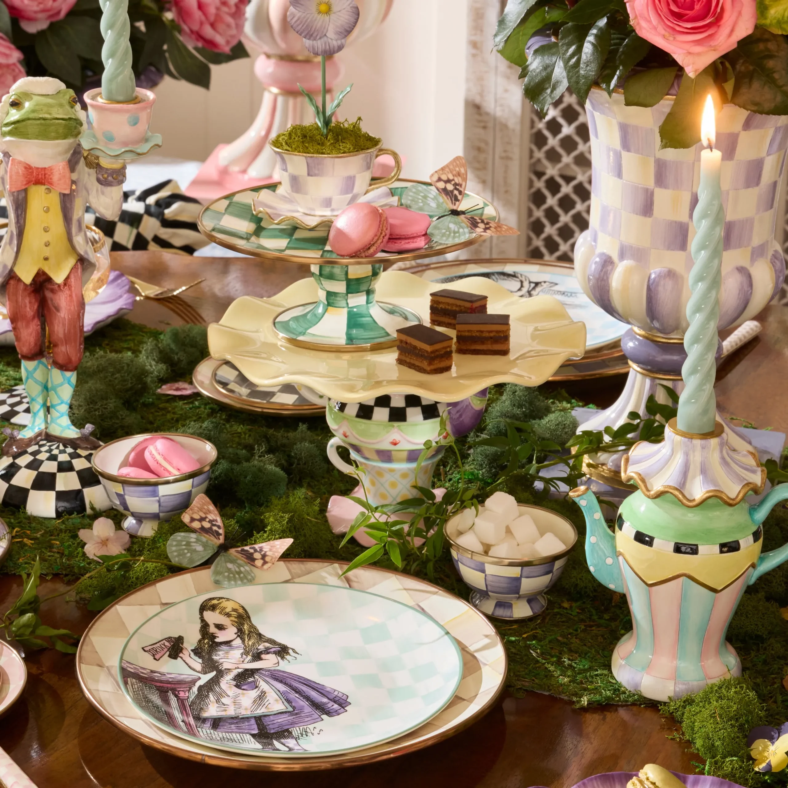 Wonderland Cake Stand